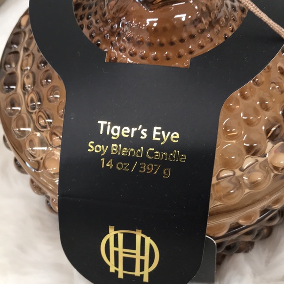 House of Harlow 1960 Tiger’s Eye Soy Blend 3 Wick Candle 14oz with Tassel - Picture 2 of 5